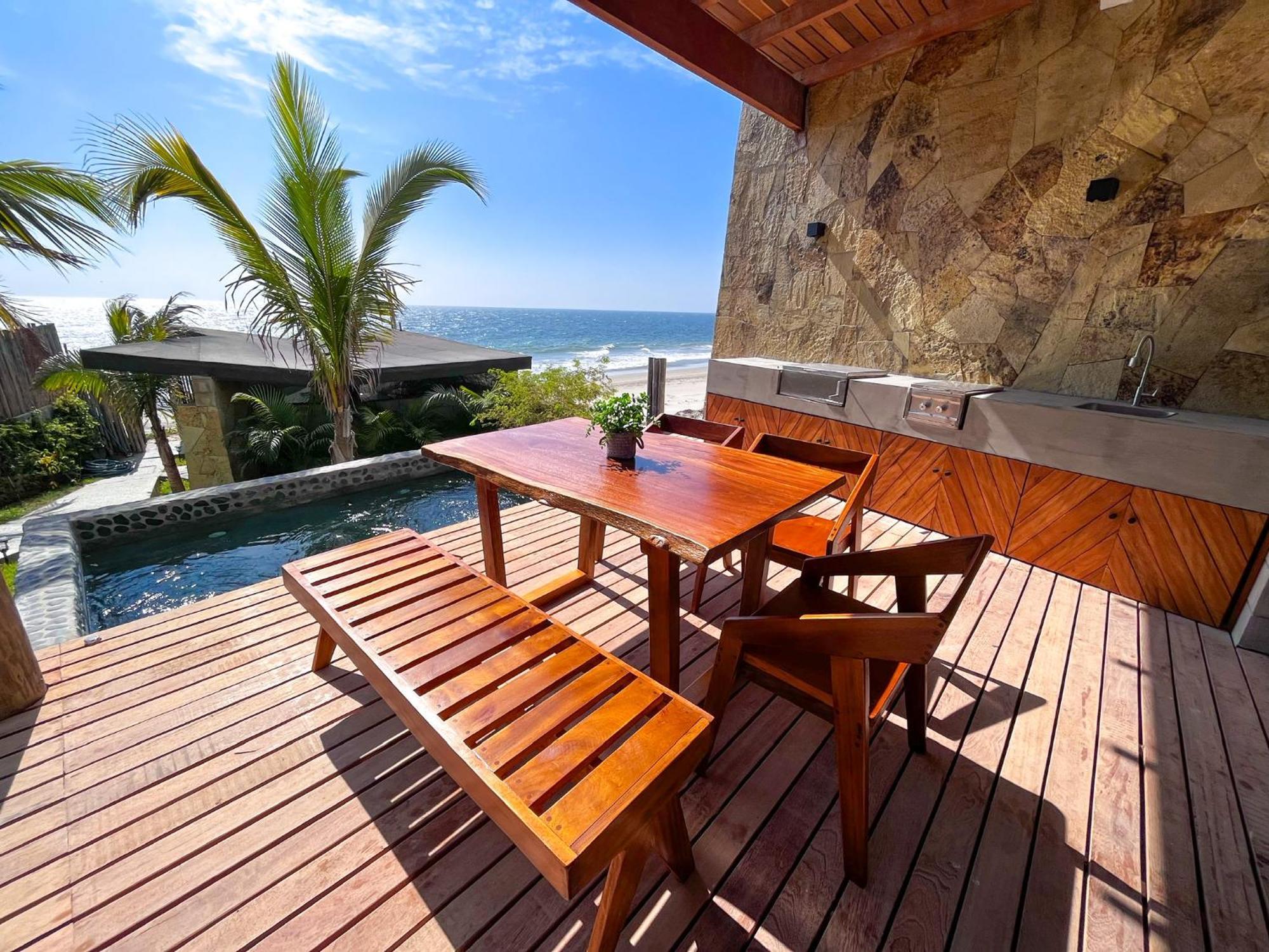 Diem Vichayito Beachfront Eco-Luxury Bagian luar foto