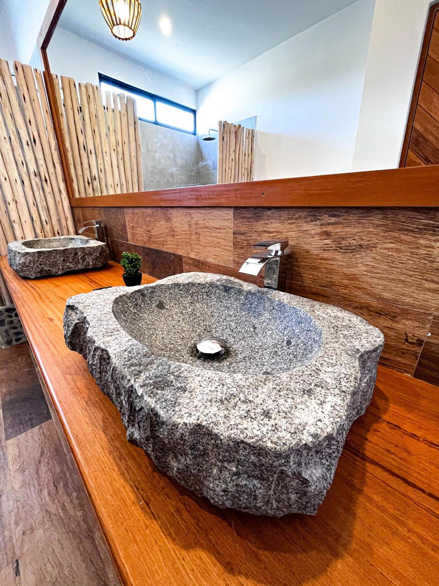 Diem Vichayito Beachfront Eco-Luxury Bagian luar foto
