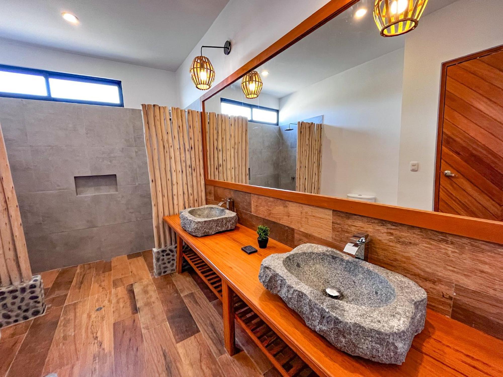 Diem Vichayito Beachfront Eco-Luxury Bagian luar foto