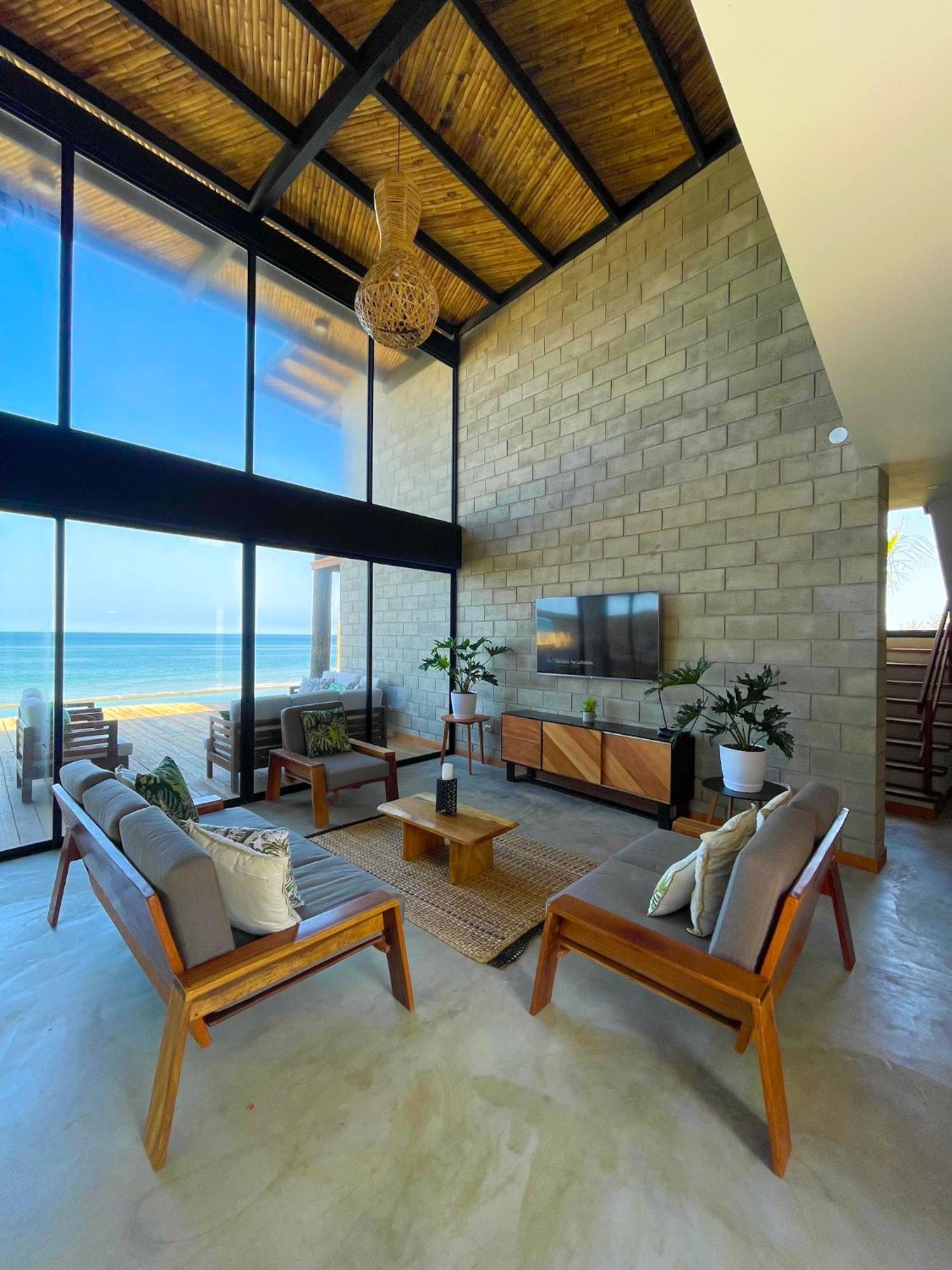 Diem Vichayito Beachfront Eco-Luxury Villa Ruang foto