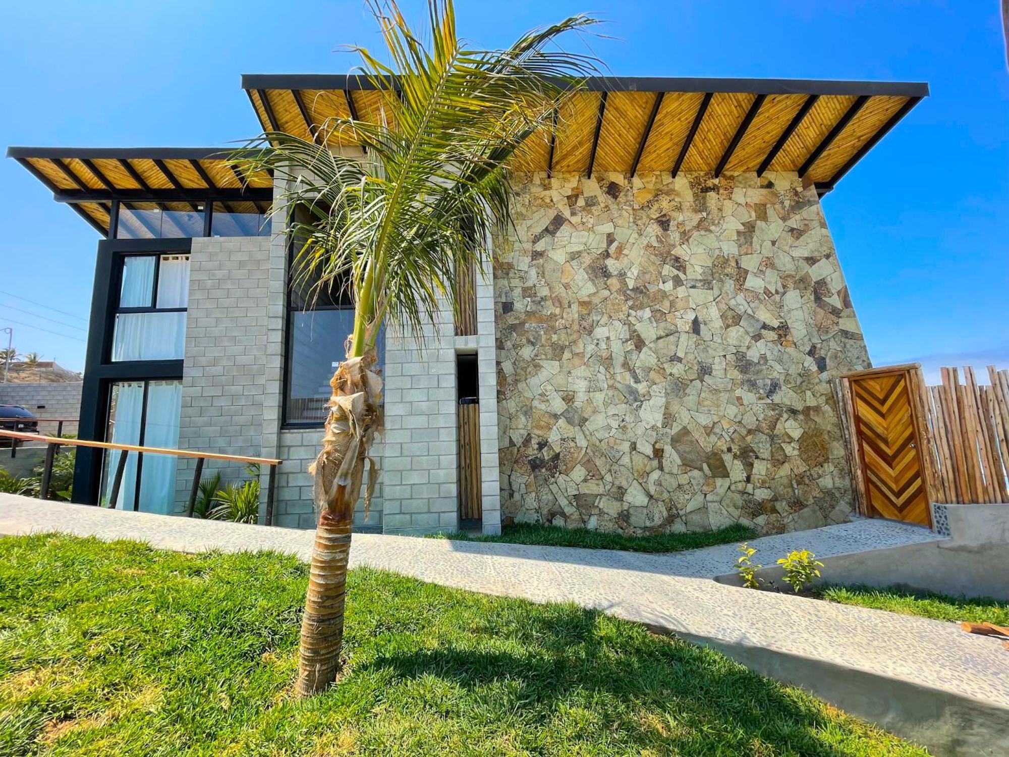Diem Vichayito Beachfront Eco-Luxury Ruang foto